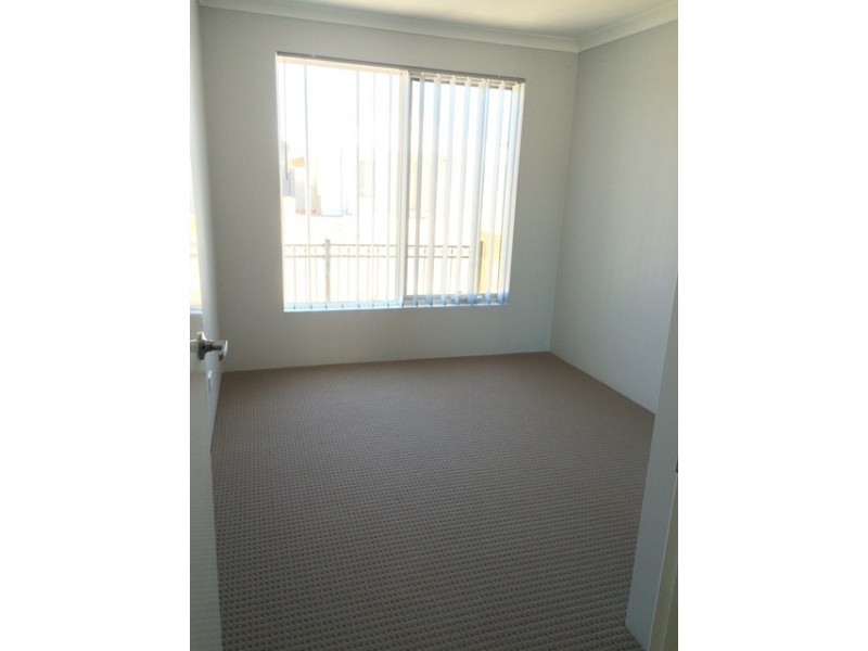 18 Kinlock Way, Aveley WA 6069