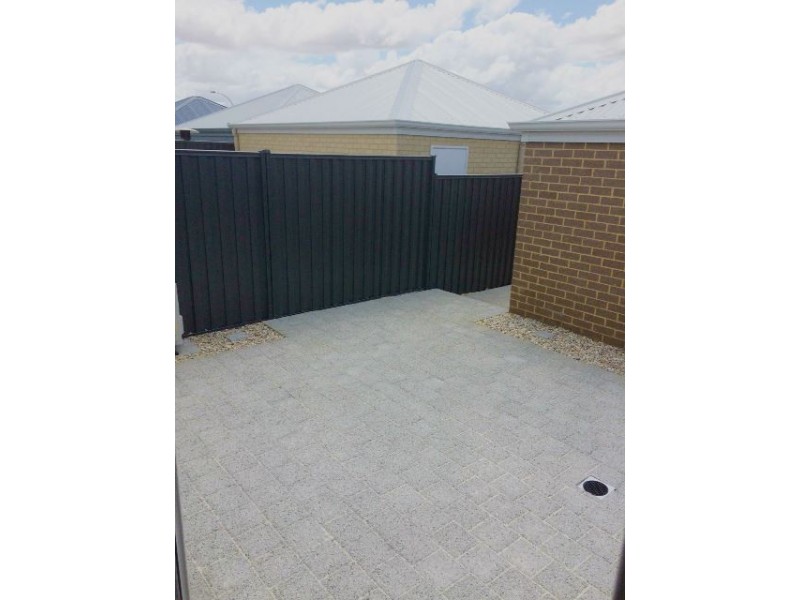 18 Kinlock Way, Aveley WA 6069
