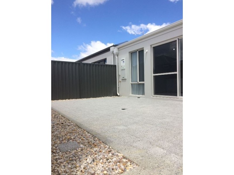 18 Kinlock Way, Aveley WA 6069