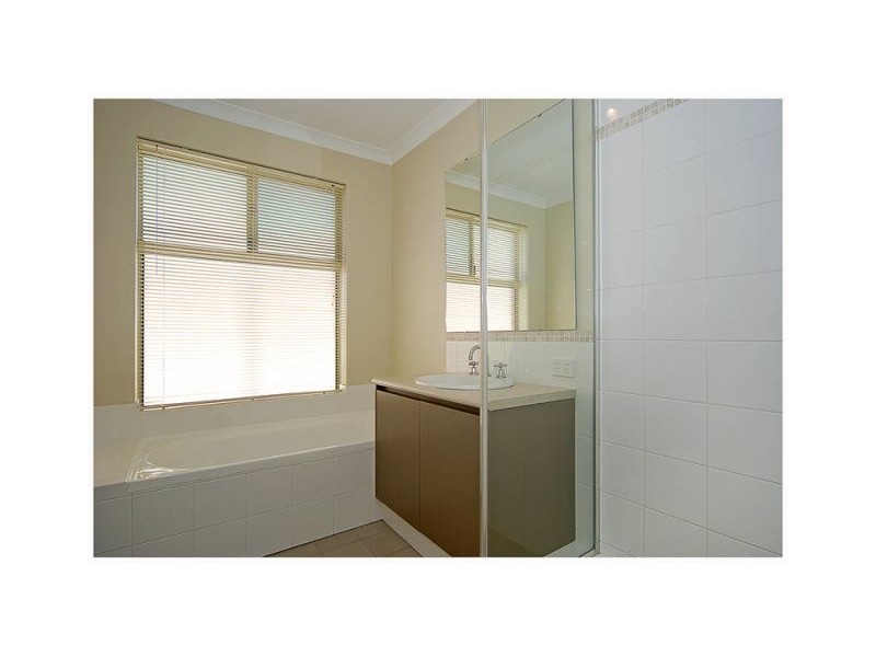 4 Capitol Turn, Clarkson WA 6030