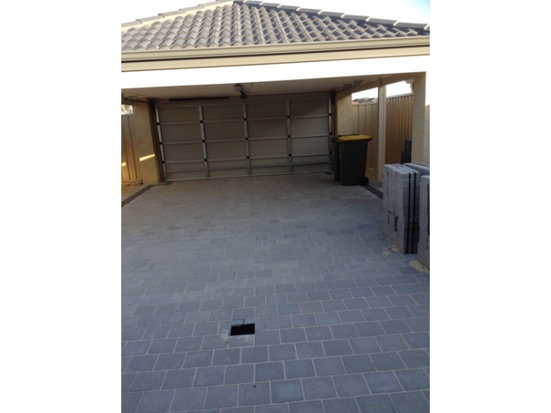 17 Hollyford Parade, Butler WA 6036