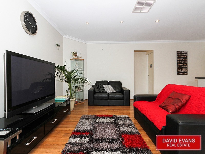 15 Salishan Street, Clarkson WA 6030