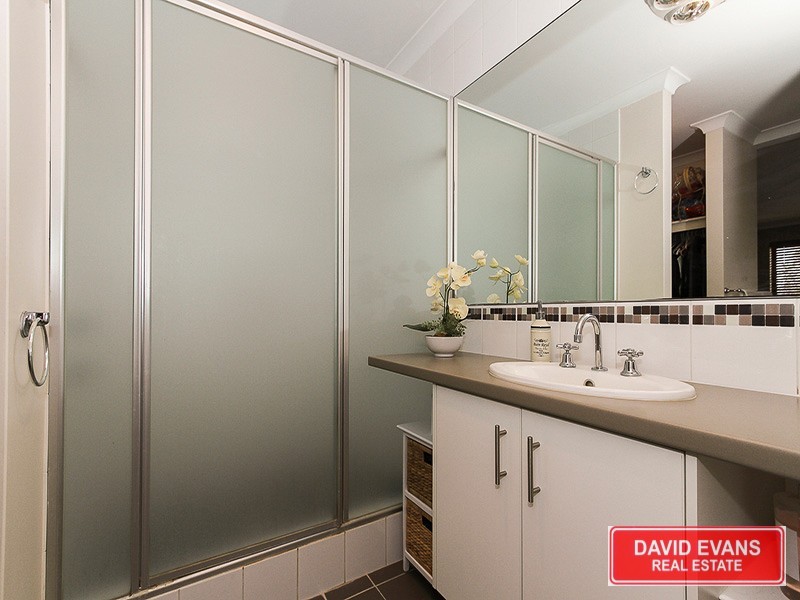 15 Salishan Street, Clarkson WA 6030