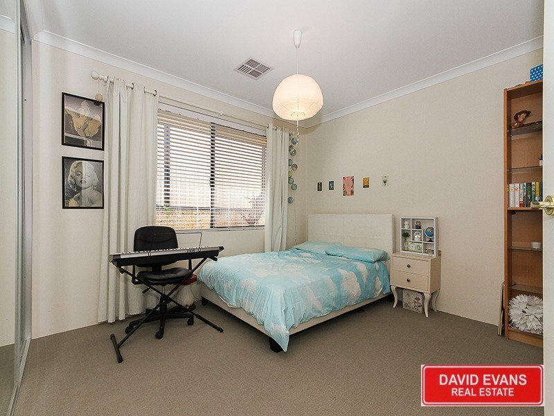 15 Salishan Street, Clarkson WA 6030