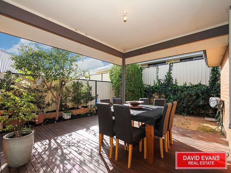 15 Salishan Street, Clarkson WA 6030