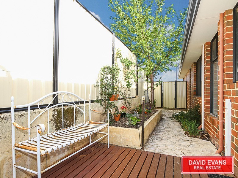 15 Salishan Street, Clarkson WA 6030