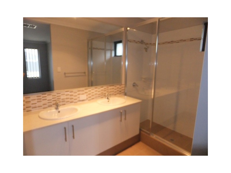 14 Teasel Way, Banksia Grove WA 6031