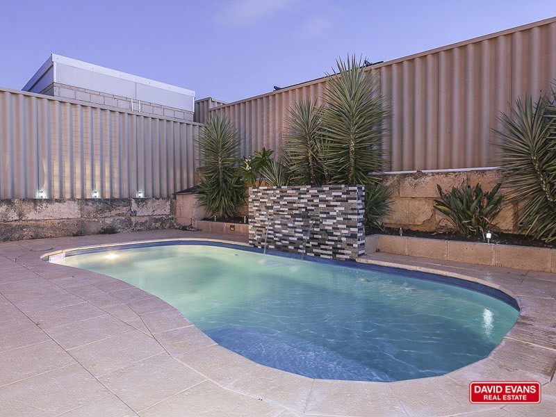 6 Clitheroe Way, Butler WA 6036