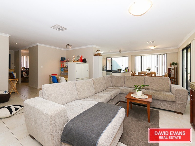 21 Castle Peak Vista, Merriwa WA 6030