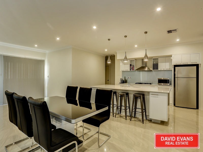 13 Helmsman Avenue, Alkimos WA 6038