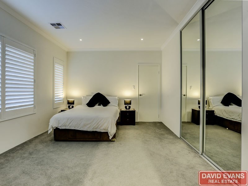 13 Helmsman Avenue, Alkimos WA 6038