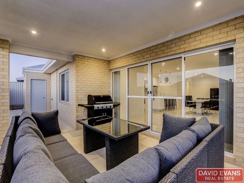 13 Helmsman Avenue, Alkimos WA 6038