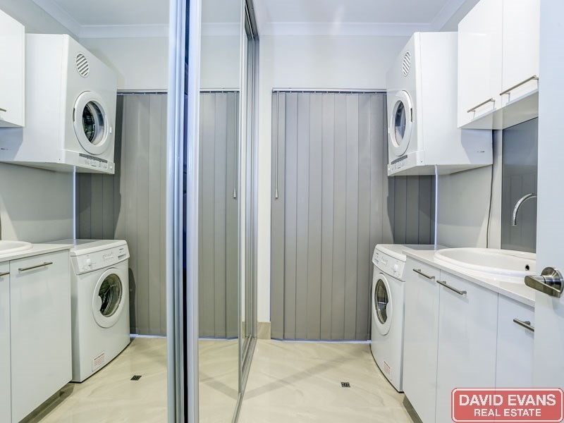 13 Helmsman Avenue, Alkimos WA 6038