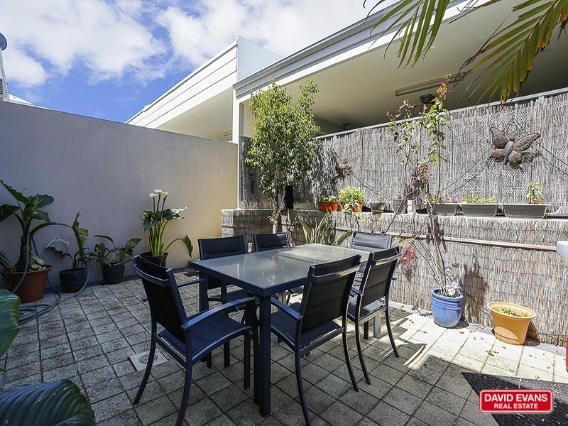 284 Ocean Keys Blvd, Clarkson WA 6030