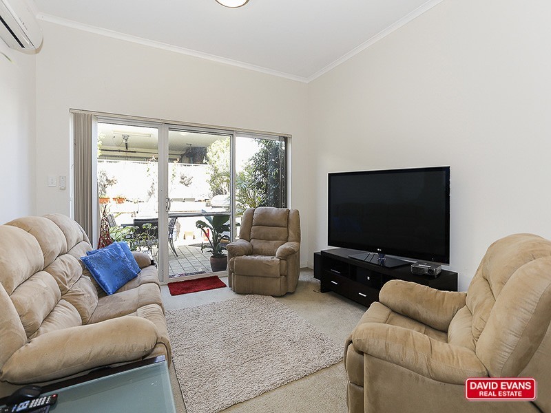 284 Ocean Keys Blvd, Clarkson WA 6030