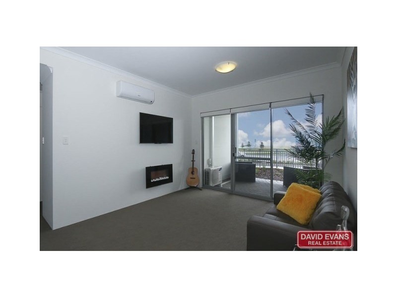 24/2 Royston Link, Butler WA 6036