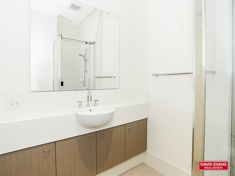 33/10 Pavonia Link, Clarkson WA 6030