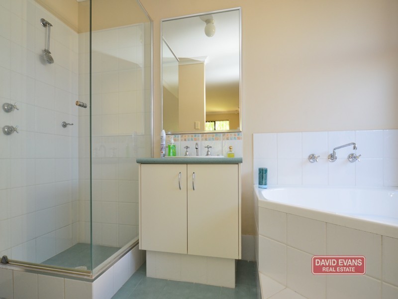 19 Jindare Loop, Carramar WA 6031