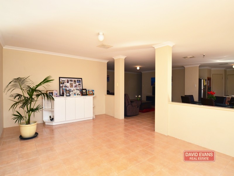 19 Jindare Loop, Carramar WA 6031