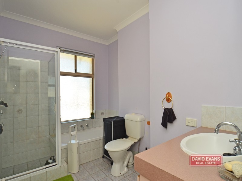 26 Rothesay Heights, Mindarie WA 6030