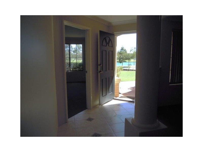 38 Kingsbridge Blvd, Butler WA 6036