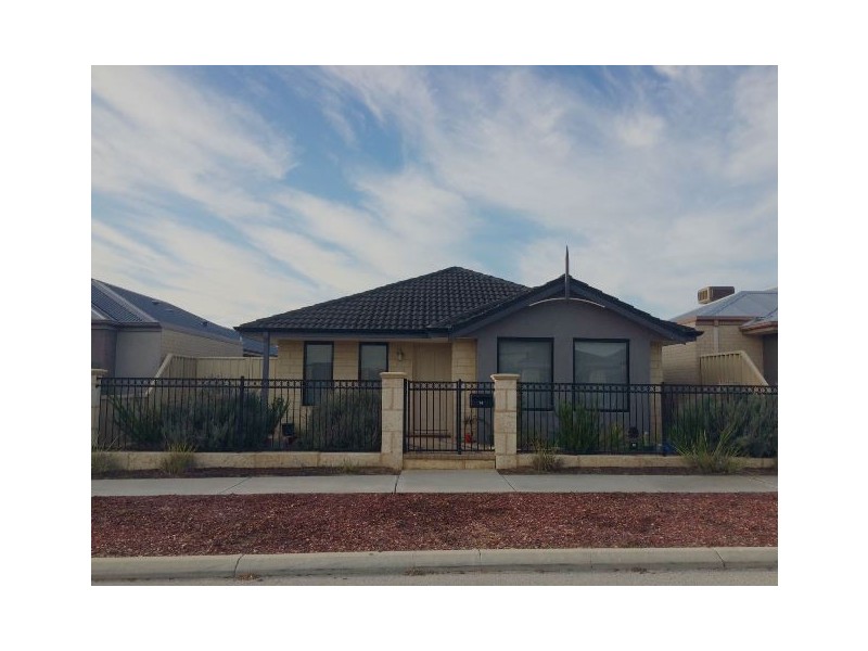 14 Finglas Meander, Butler WA 6036