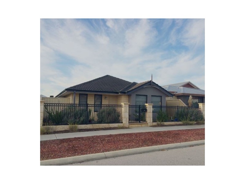 14 Finglas Meander, Butler WA 6036