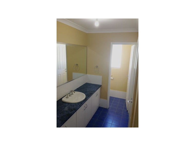 2 Trumpeter Parade, Yanchep WA 6035