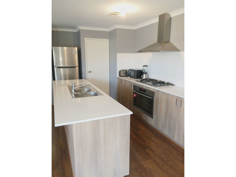 9 Danbulla Loop, Yanchep WA 6035