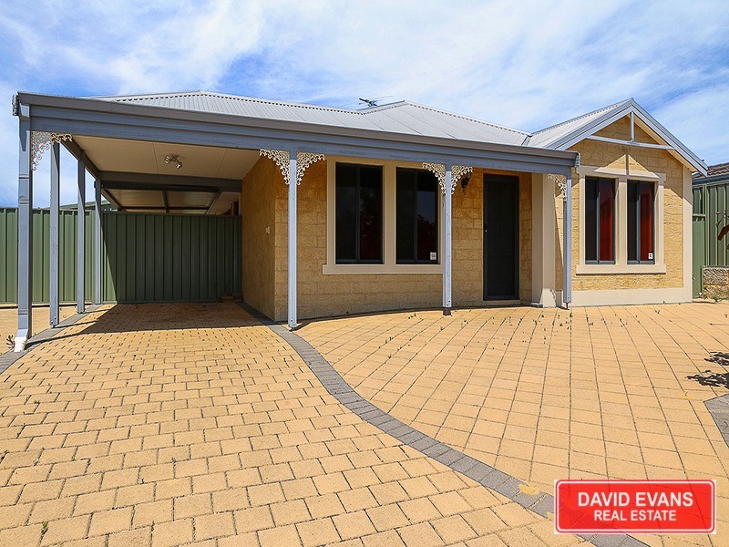 25 Adelong Circuit, Merriwa WA 6030