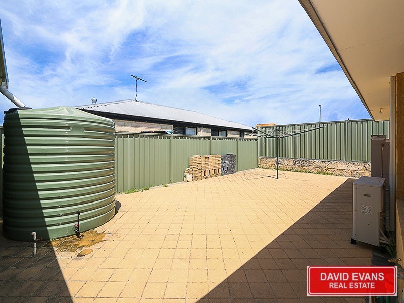 25 Adelong Circuit, Merriwa WA 6030