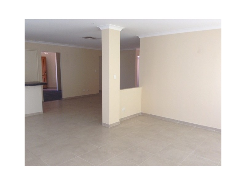 34 Lithgow Drive, Clarkson WA 6030