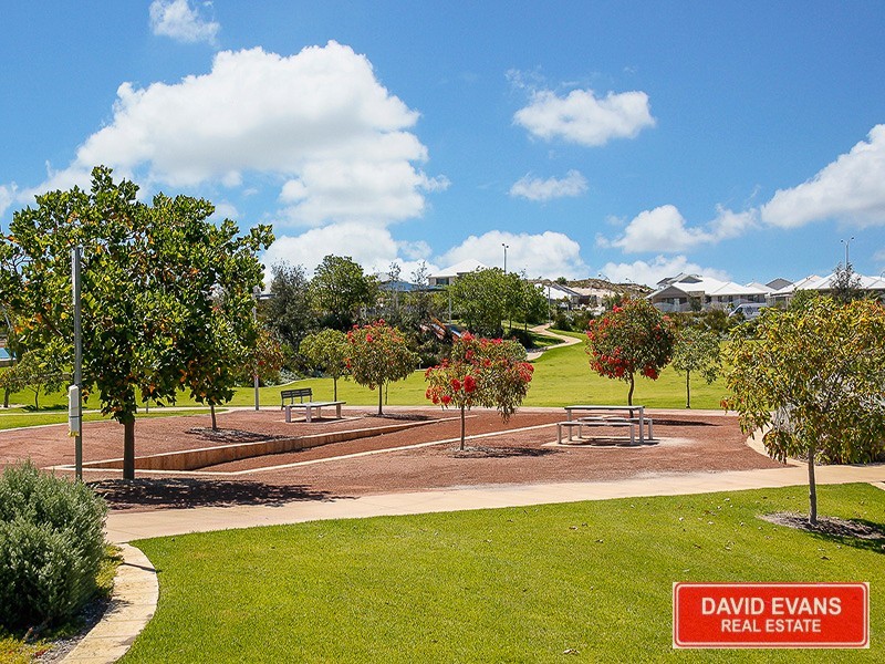 38 Leeward Avenue, Eglinton WA 6034