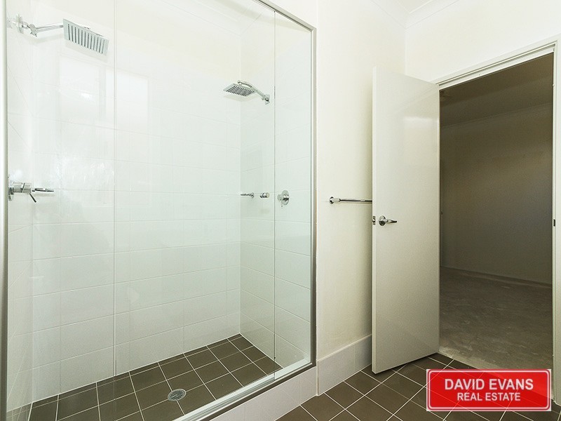 38 Leeward Avenue, Eglinton WA 6034