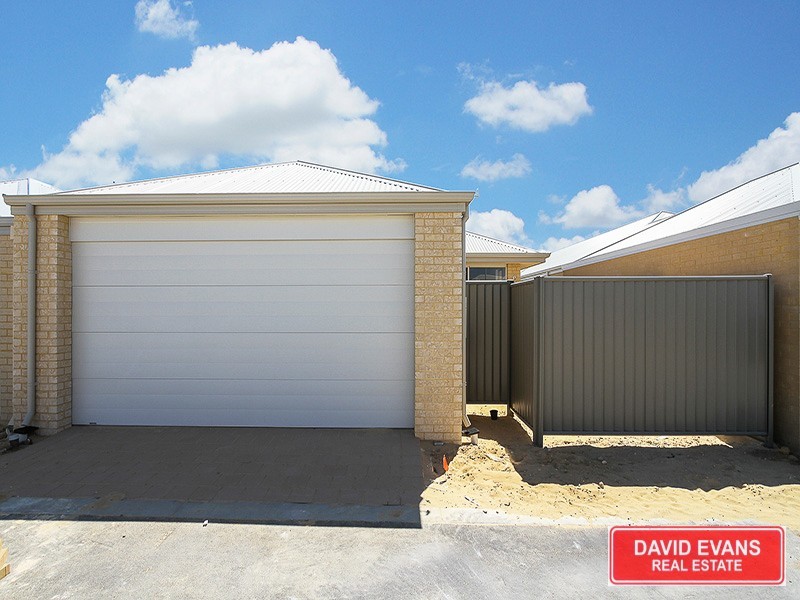 38 Leeward Avenue, Eglinton WA 6034