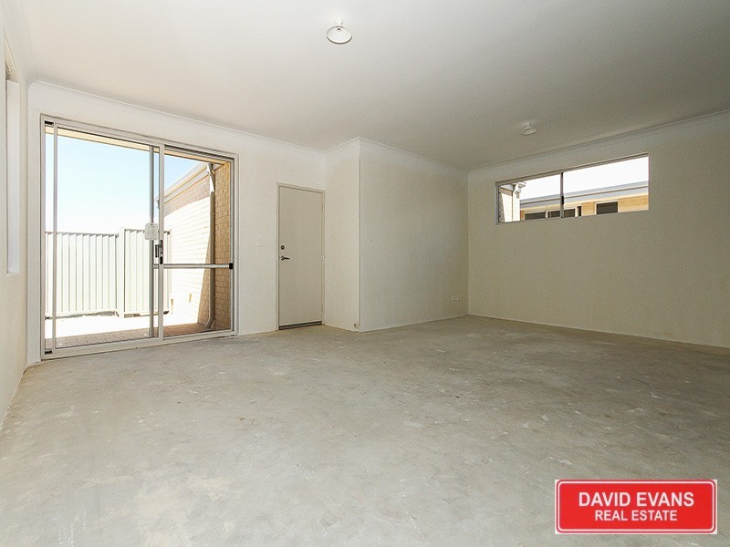 38 Leeward Avenue, Eglinton WA 6034