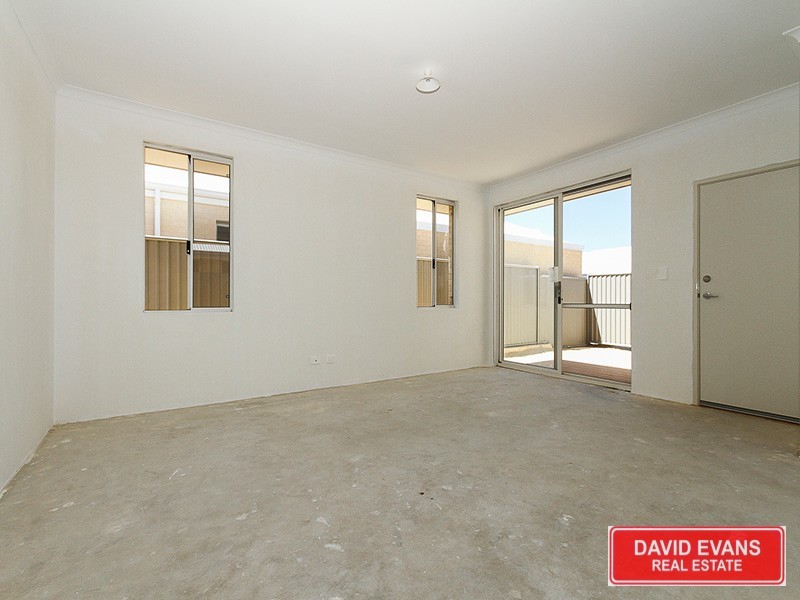 38 Leeward Avenue, Eglinton WA 6034