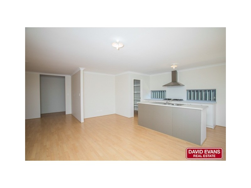 22 Joseph Banks Boulevard, Banksia Grove WA 6031