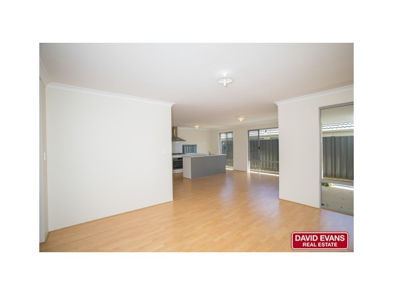 22 Joseph Banks Boulevard, Banksia Grove WA 6031