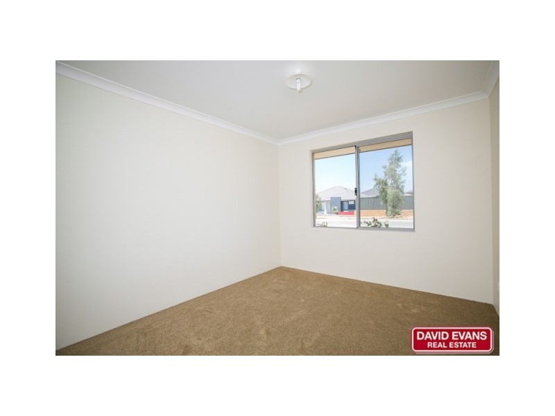 22 Joseph Banks Boulevard, Banksia Grove WA 6031