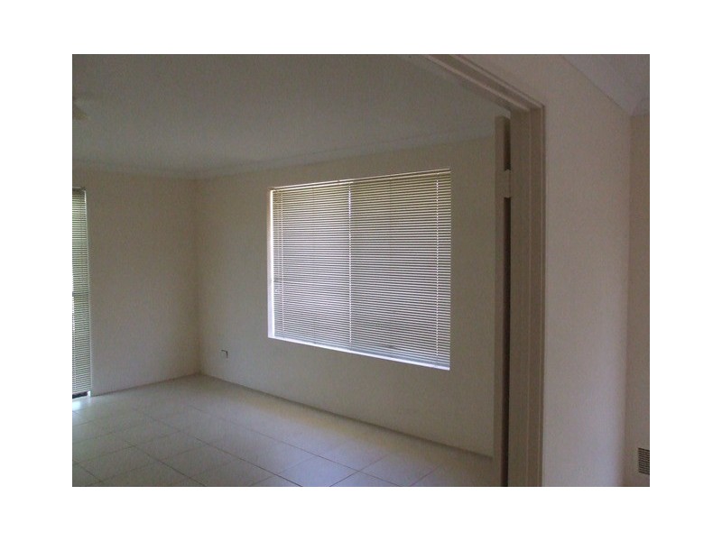 28 Apsley Bend, Tapping WA 6065