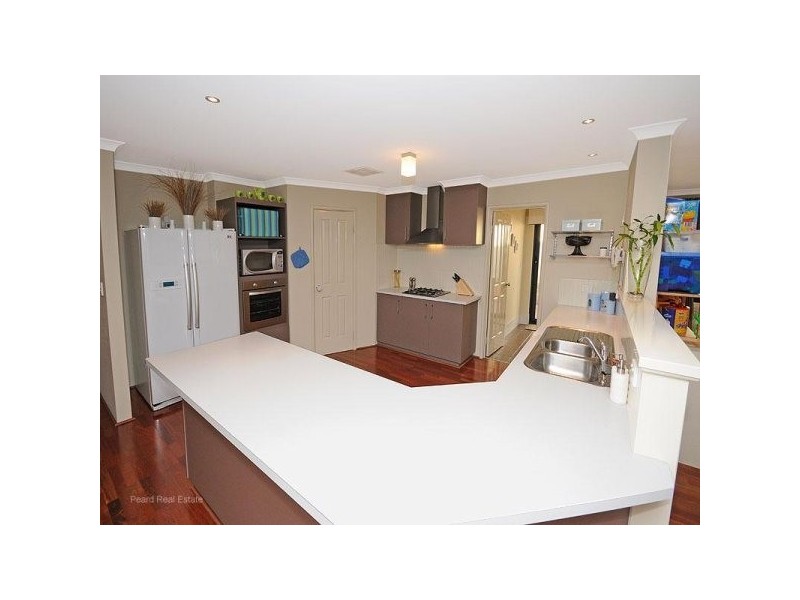 11 Admiralty Road, Jindalee WA 6036