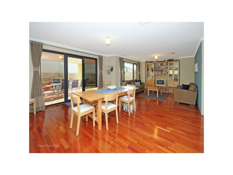 11 Admiralty Road, Jindalee WA 6036