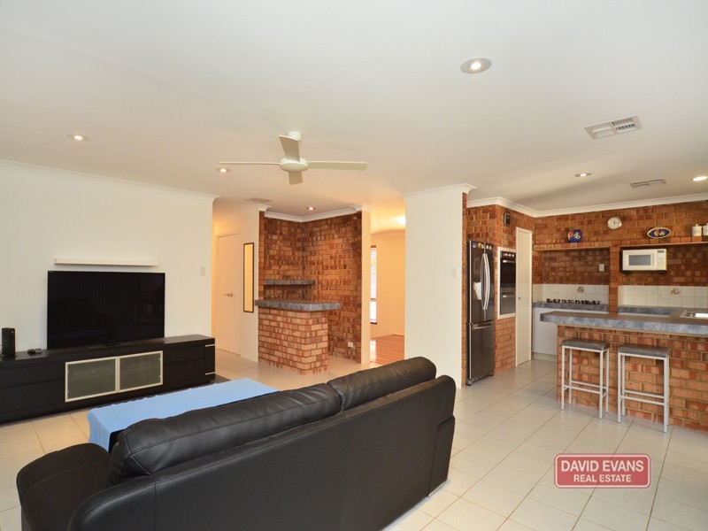 6 Furl Court, Ocean Reef WA 6027