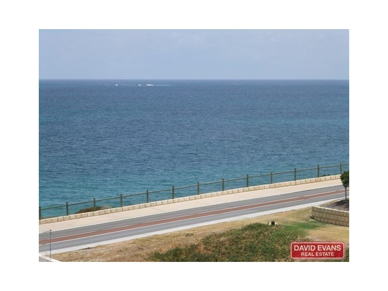 144 Ocean Drive, Quinns Rocks WA 6030