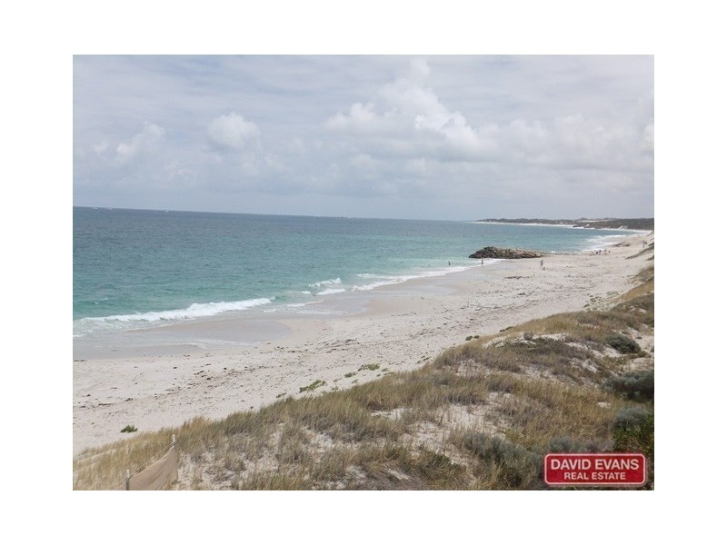 144 Ocean Drive, Quinns Rocks WA 6030