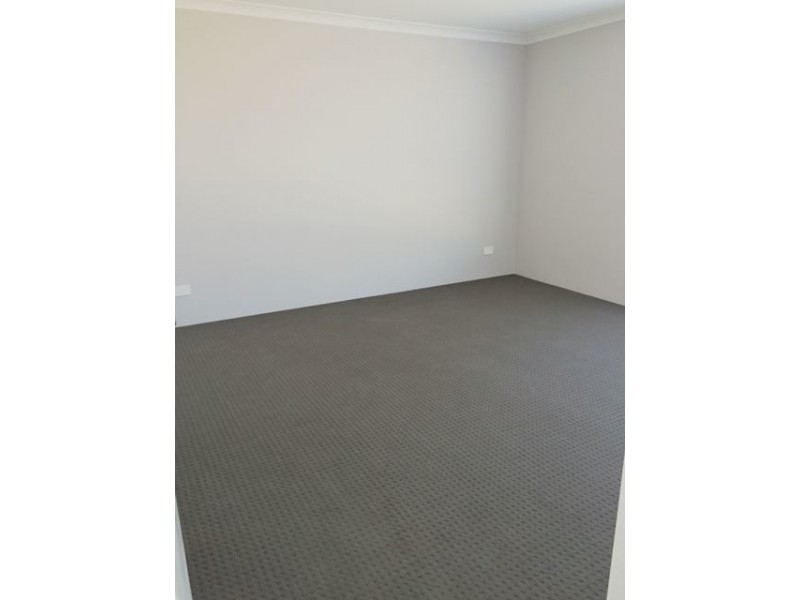 13 Triton Road, Jindalee WA 6036