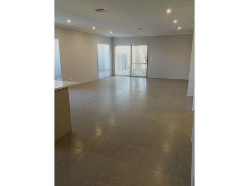 13 Triton Road, Jindalee WA 6036