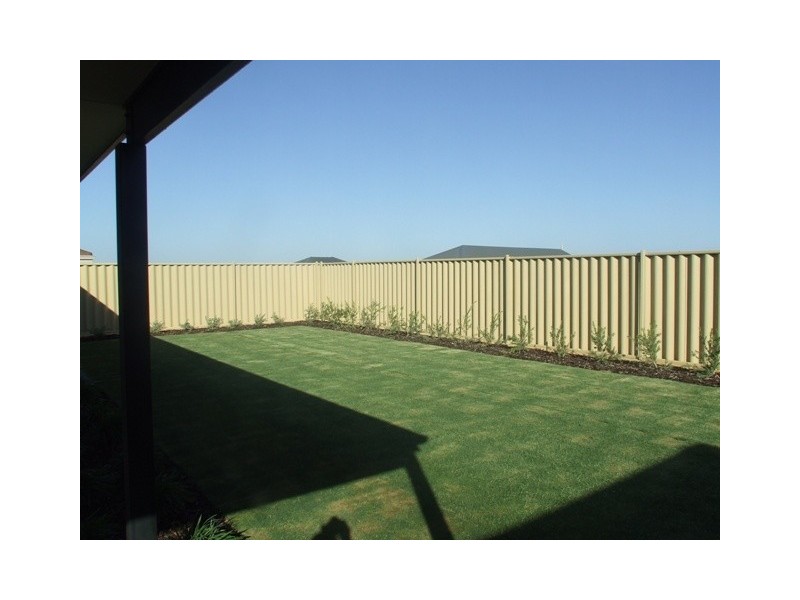 43 Huntly Ave, Butler WA 6036
