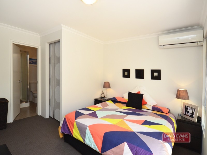 7 Roccella Loop, Ashby WA 6065